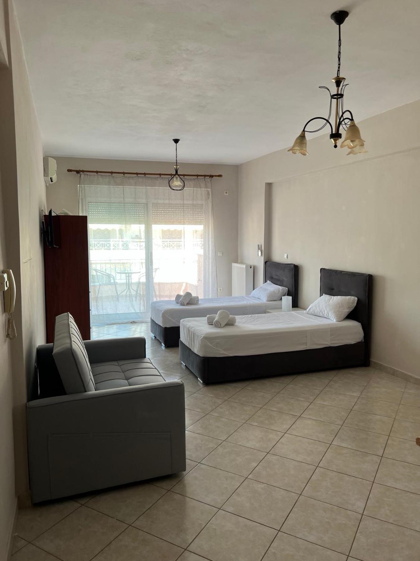 Theros Apartment Preveza Esterno foto